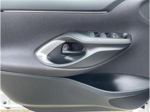 Toyota Yaris Yaris 5-Türer Business 1,5-l-VVT-iE Hybrid Syst. 85kW (116 PS) Tageszulassung EINZELSTÜCK