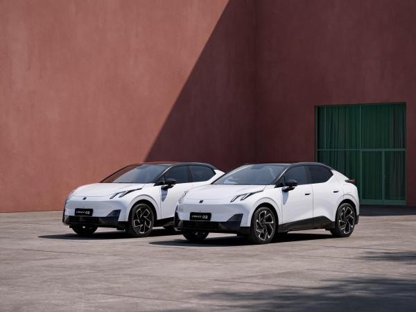 LYNK & Co 02 Core / Eröffnungs-Aktion! Sofort verfügbar!