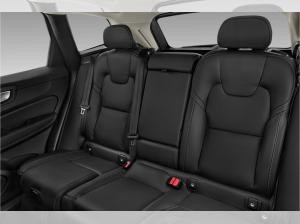 Volvo XC60 B5 AWD Plus Dark