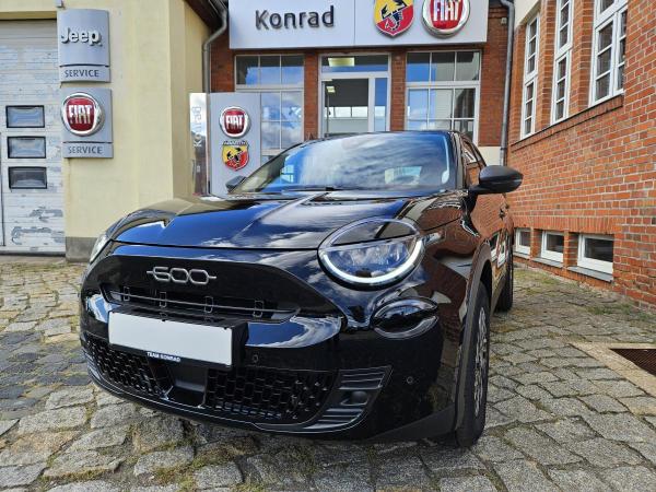 Fiat 600 1.2 Hybrid 136 PS DCT Sonderedition - sofort verfügbar