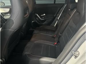 Mercedes-Benz CLA 200 d SB AMG Night Multibeam Panorama AHK