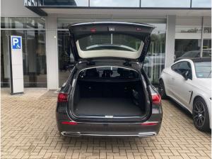 Mercedes-Benz E 200 T d Avantgarde AHK Digital-Light Distronic