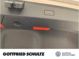 Volkswagen T-Roc MOVE TSI SITZHEIZUNG EINPARKHILFE NAVI LED