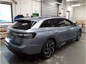 Volkswagen ID.7 Tourer Pro 210 kW - Matrix-LED HUD AHK ACC Navi Area View Wärmepumpe LM DAB+ SHZ App-Connect