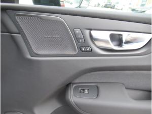 Volvo XC60 B5 AWD Black Edition Plus Facelift Lagom*Privatkunden AKTION*