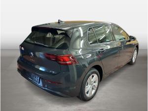 Volkswagen Golf VIII Lim. Life 1.5 l eTSI | SOFORT VERFÜGBAR !