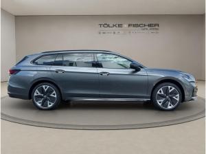 Skoda Superb Combi Sportline SOFORT VERFÜGBAR! Navi DCC PANO AHK eHeck