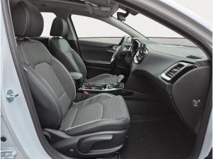 Kia Ceed SW 1.5T DCT7 SPIRIT | PANO | TECH | LEDER-PAKET |
