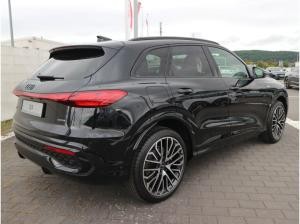 Audi Q5 SUV TDI quattro S line edition one*AHK*PANO*