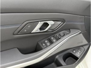 BMW 330 e xDrive Touring M Sportpaket /AHK FACELIFT