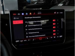 Volkswagen Golf VIII 2,0 TSI DSG GTI ACC DCC Pano R-Kamera LED 19"