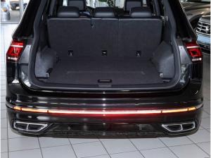 Volkswagen Tiguan Allspace 2,0 TDI DSG R-Line 4Motion ACC Matrix R-Kamera Navi 19"