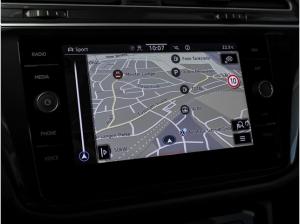Volkswagen Tiguan Allspace 2,0 TDI DSG R-Line 4Motion ACC Matrix R-Kamera Navi 19"