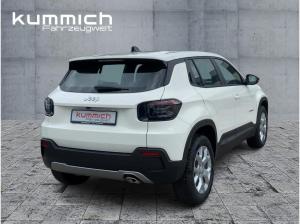 Jeep Avenger Altitude e-Hybrid mit Allwetterreifen&Winterpaket