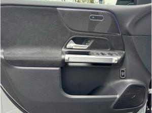Mercedes-Benz GLB 200 d AMG Night Multibeam Pano AHK 7-Sitzer
