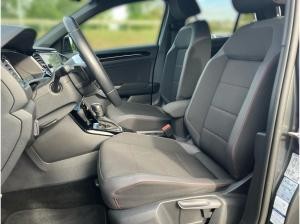 Volkswagen T-Roc sport 1.5 TSI DSG / Navi, AHK, LED, RFK