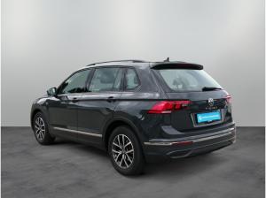 Volkswagen Tiguan Life 2.0TDI DSG Navi LED AHK ViritualCock