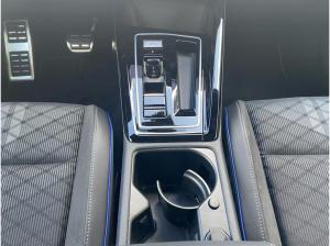 Volkswagen Golf R-Line 2,0TDI 110kW NAVI 360° BLACK MATRIX