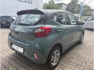 Hyundai i10 NAVIGATION (8 ZOLL TOUCHSCREEN)+RUECKFAHRKAMERA+PDC+LED TAGFAHRLICHT U.V.M.!