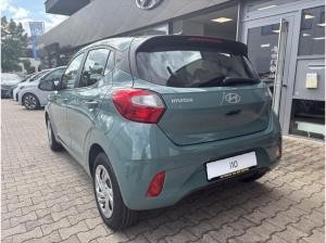 Hyundai i10 NAVIGATION (8 ZOLL TOUCHSCREEN)+RUECKFAHRKAMERA+PDC+LED TAGFAHRLICHT U.V.M.!