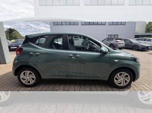 Hyundai i10 NAVIGATION (8 ZOLL TOUCHSCREEN)+RUECKFAHRKAMERA+PDC+LED TAGFAHRLICHT U.V.M.!