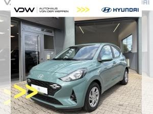 Hyundai i10 NAVIGATION (8 ZOLL TOUCHSCREEN)+RUECKFAHRKAMERA+PDC+LED TAGFAHRLICHT U.V.M.!