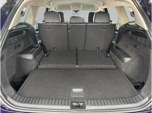 Volkswagen Tayron 1.5 eTSI Elegance DSG 7-Sitzer+AHK+Navi - Gewerblich