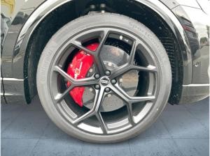 Audi RS Q8 SUV performance tiptr. Vmax 305 PANO HUD 23