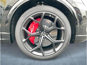 Audi RS Q8 SUV performance tiptr. Vmax 305 PANO HUD 23