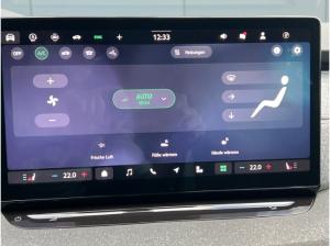 Skoda Octavia Combi TOUR 2.0 TDI DSG **AHK, Travel Assist**