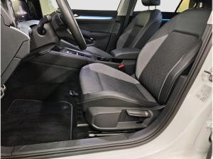 Volkswagen Golf VIII Life GOAL 1.5 eTSI ACC LED AHK