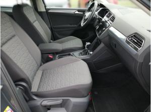 Volkswagen Tiguan Life 2.0TDI DSG Navi LED AHK ViritualCock
