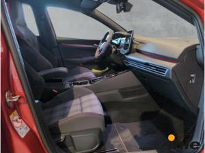 Volkswagen Golf GTI VIII 2,0 TSI DSG Black Style MATRIX+IDA