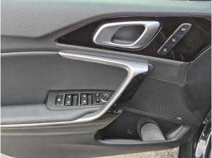 Kia Ceed SW 1.5T SPIRIT | LEDER-PAKET | TECHNOLOGIE-PAKET |