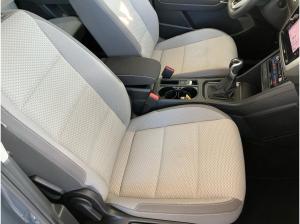 Volkswagen Touran CL 1.5TSI ACC.7-SITZE.NAVI+VC.2xPDC.APP-C.SHZ