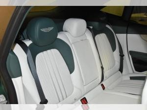 Aston Martin DBX 707