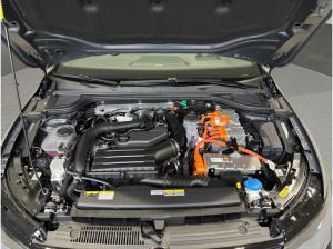 Volkswagen Golf VIII GTE (AHK/BlackStyle) 1.5 l eHybrid 6-Gang-DSG