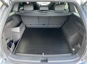 Skoda Kodiaq 2.0 TDI 4x4 Sportline*DSG*NAVI*AHK*StdHz*PANO*SHZ*