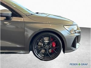 Audi RS3 Limousine S tronic *Pano*Matrix-LED*