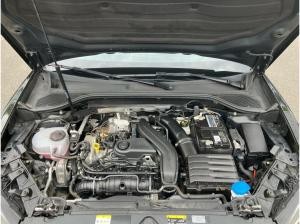 Audi Q2 35 TFSI S-tronic / MMI-Navi plus, LED, RFK