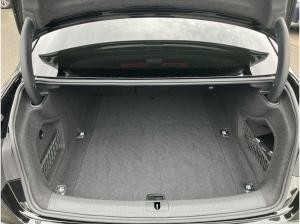 Audi A4 Limousine advanced 40 TFSI S-tronic / Matrix