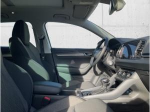 Skoda Karoq Selection 1.5 TSI AHK Pano Navi DigiCock Memory Sitze LED