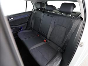 Volkswagen Golf Style 1.5 eTSI DSG
