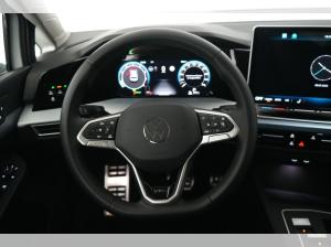 Volkswagen Golf VIII 1.5 eTSI DSG Life / EINMALIGE SONDERZAHLUNG 999,- € !