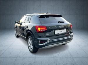 Audi Q2 advanced 35 TFSI S tr: LED AHK PDCam Navi