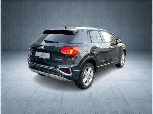 Audi Q2 advanced 35 TFSI S tr: LED AHK PDCam Navi
