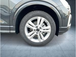 Audi Q2 advanced 35 TFSI S tr: LED AHK PDCam Navi