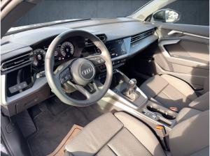 Audi A3 Limousine S line 30 TFSI LED/ACC/Nav/Sonos/18"
