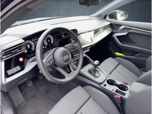 Audi A3 Limousine S line 30 TFSI LED/ACC/Nav/PBox/18"