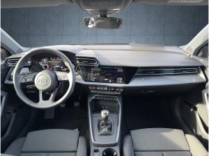 Audi A3 Limousine S line 30 TFSI LED/ACC/Nav/Sonos/18"